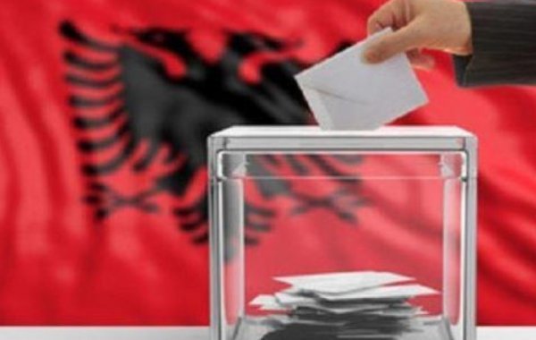 在线股票配资查询门户 阿尔巴尼亚执政党在议会选举中获胜